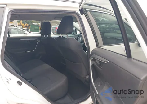 2020 Toyota Rav4 Le z USA, uszkodzony, nr VIN 2T3F1RFV9LC085159